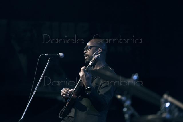 Lionel Loueke (12)